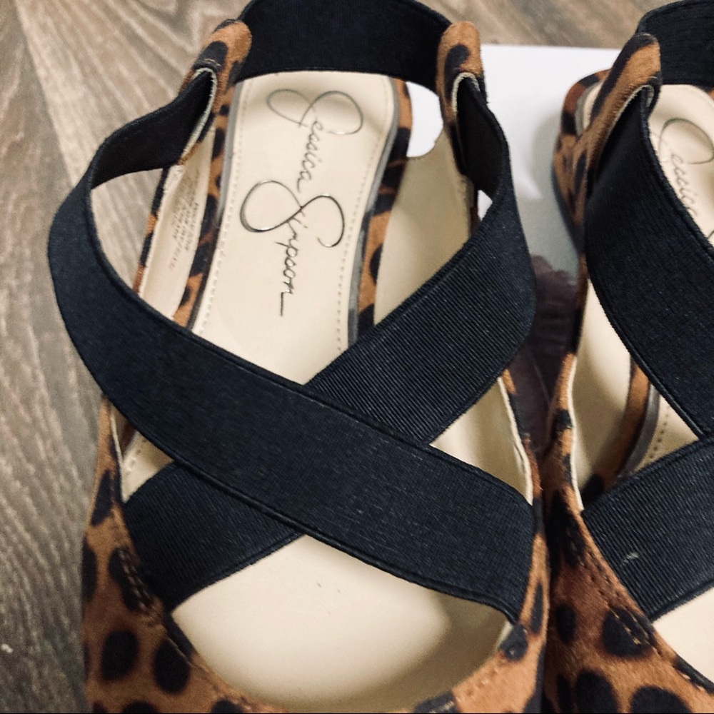 JESSICA SIMPSON | Lurina Leopard Print Flats Sz. 6 - Picture 8 of 16